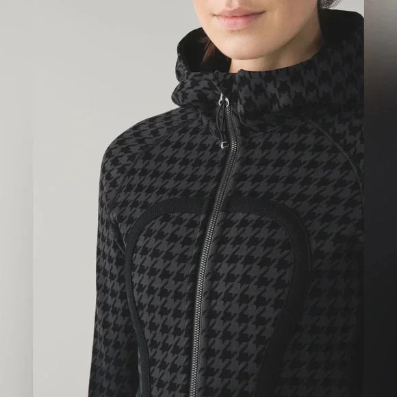 Lululemon Scuba Hoodie II Giant Houndstooth Dip Dye Deep Coal Black/Black Size 2 - Picture 1 of 10